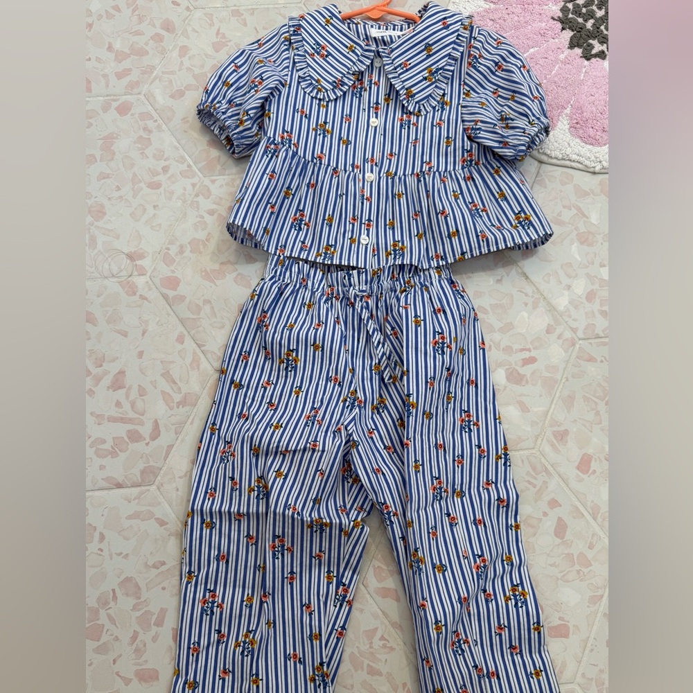 Zara Striped Blue floral outfit
